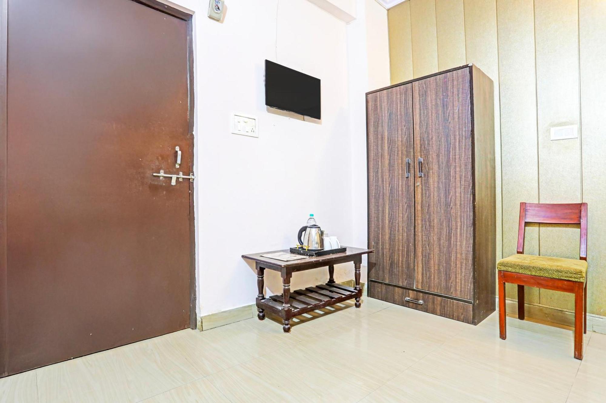 Hotel O Arvi Guest House Váránaszi Kültér fotó