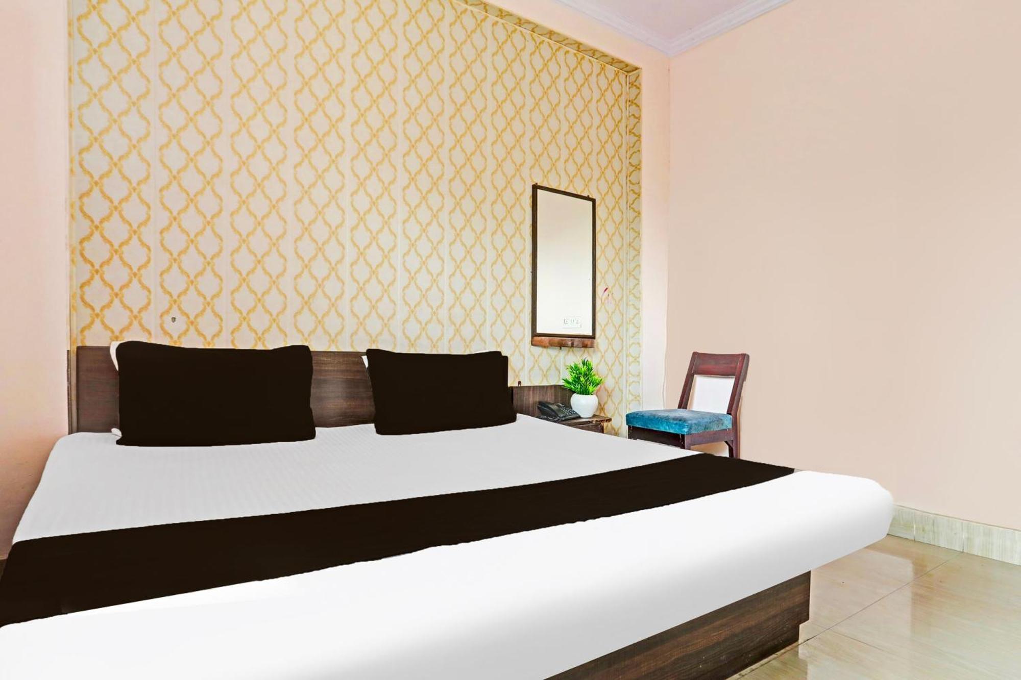 Hotel O Arvi Guest House Váránaszi Kültér fotó