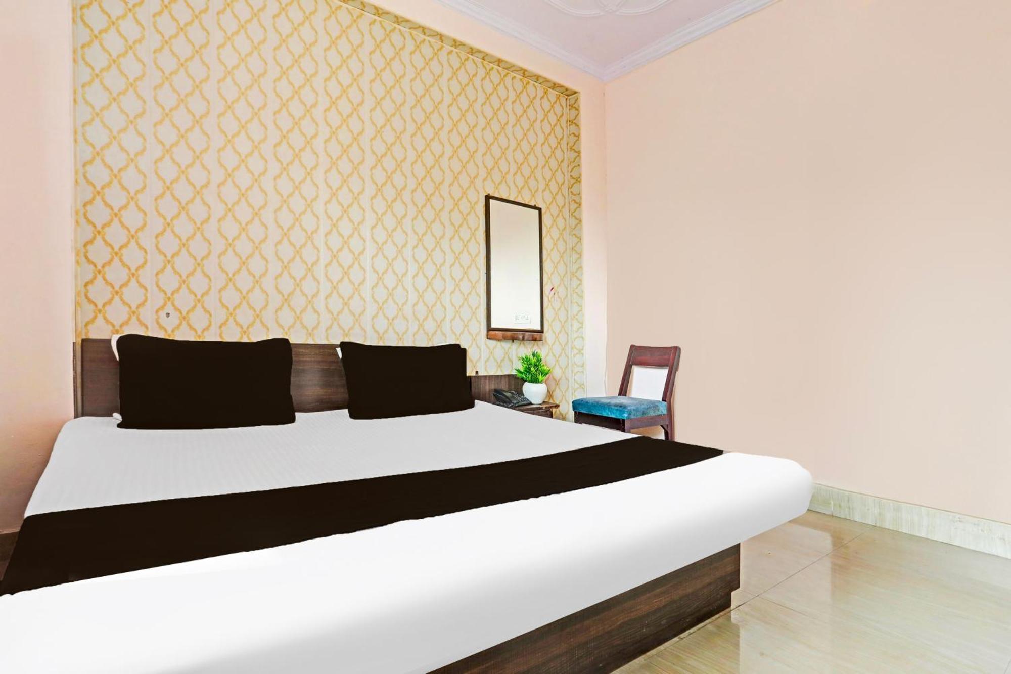 Hotel O Arvi Guest House Váránaszi Kültér fotó