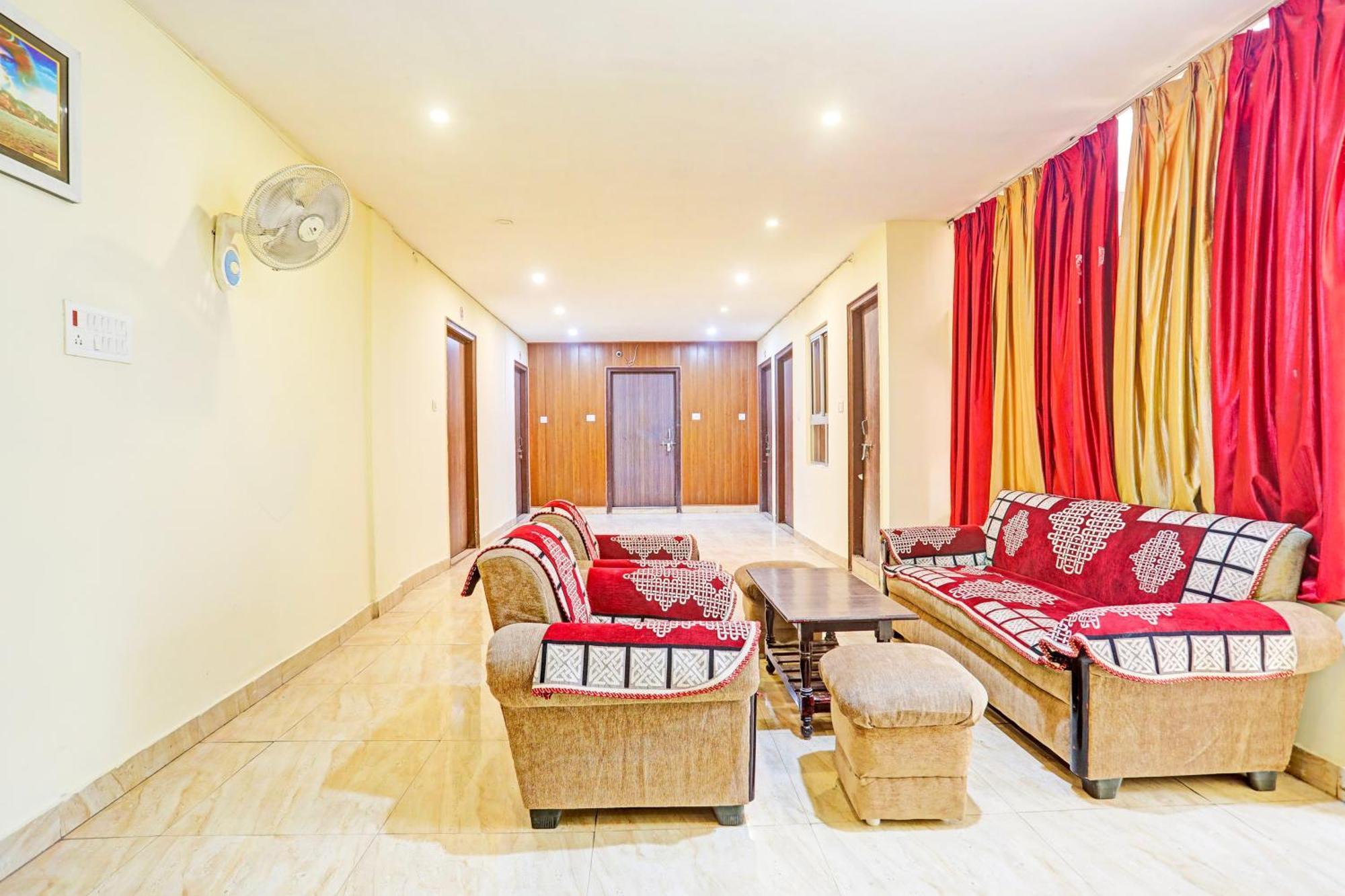Hotel O Arvi Guest House Váránaszi Kültér fotó