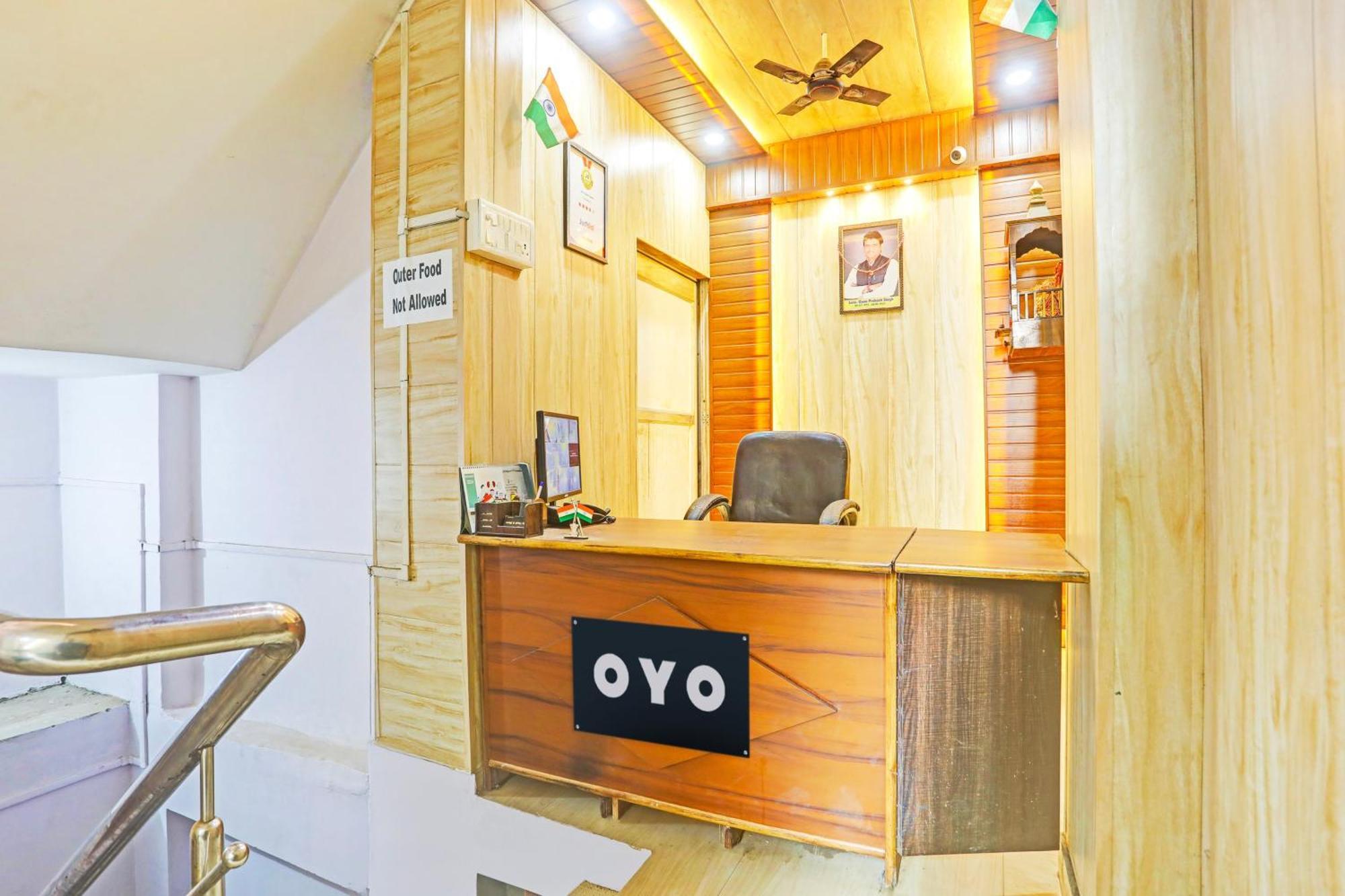 Hotel O Arvi Guest House Váránaszi Kültér fotó