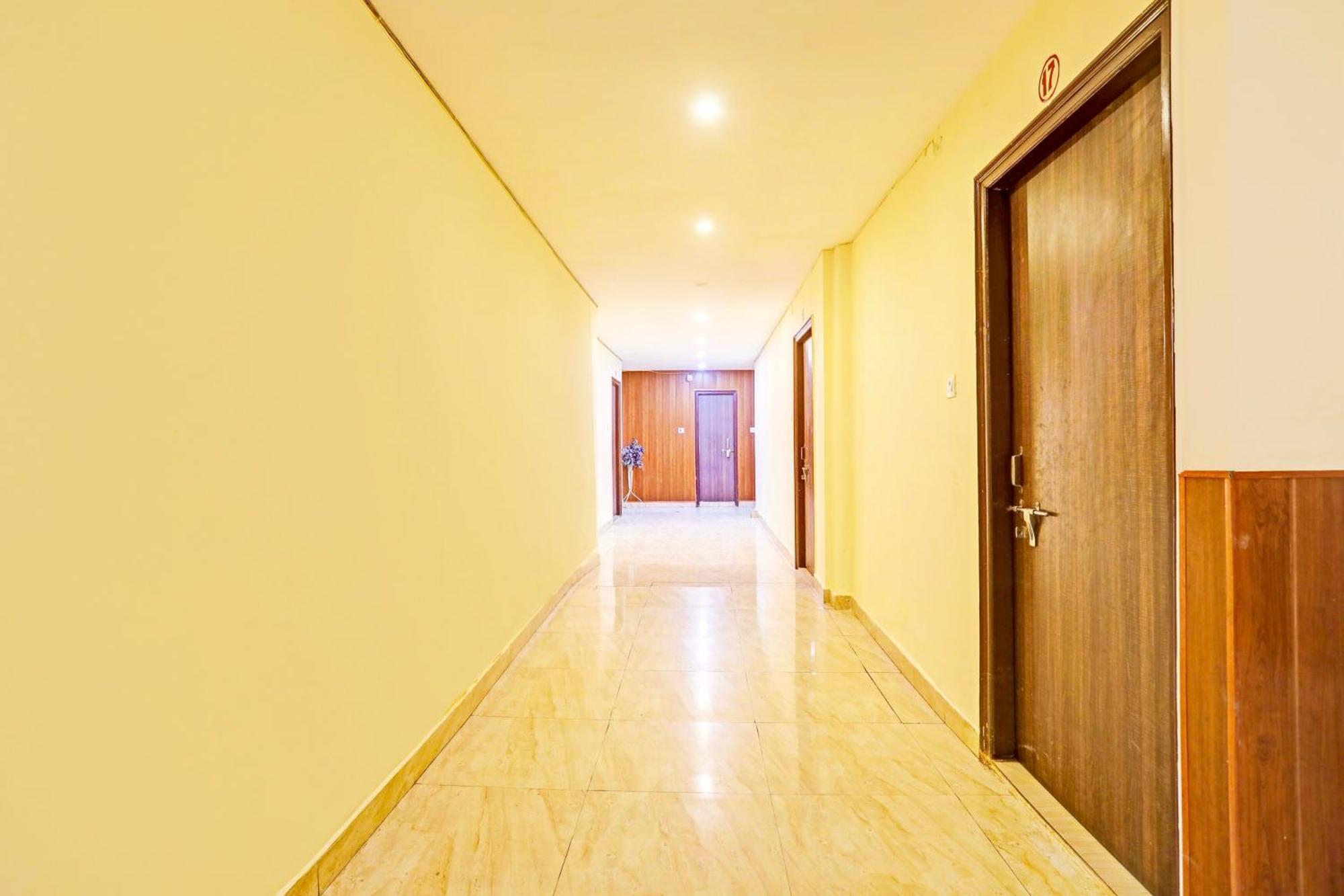 Hotel O Arvi Guest House Váránaszi Kültér fotó